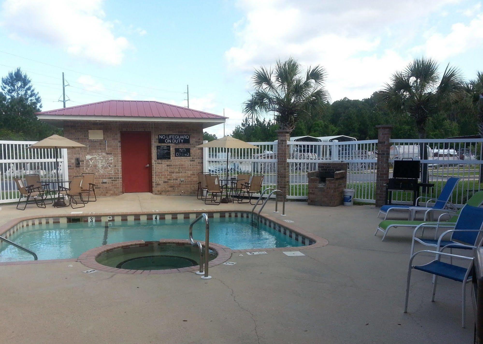 Super 8 Pascagoula Motel Eksteriør billede